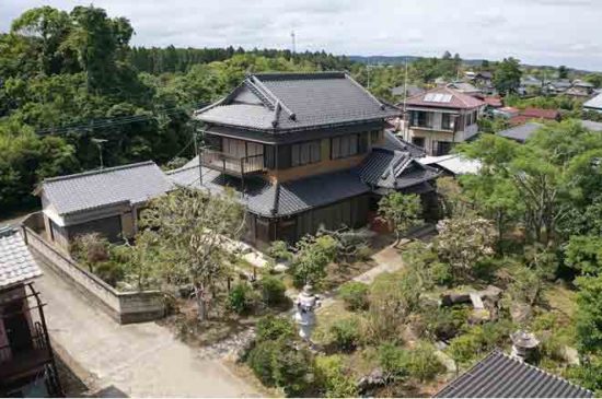 東金市の車庫付き庭園付きリフォーム済みの日本家屋！